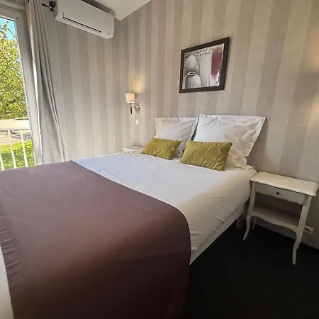 Hotel Des Vignes - Juliénas