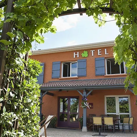 Des Vignes Hotel 3*